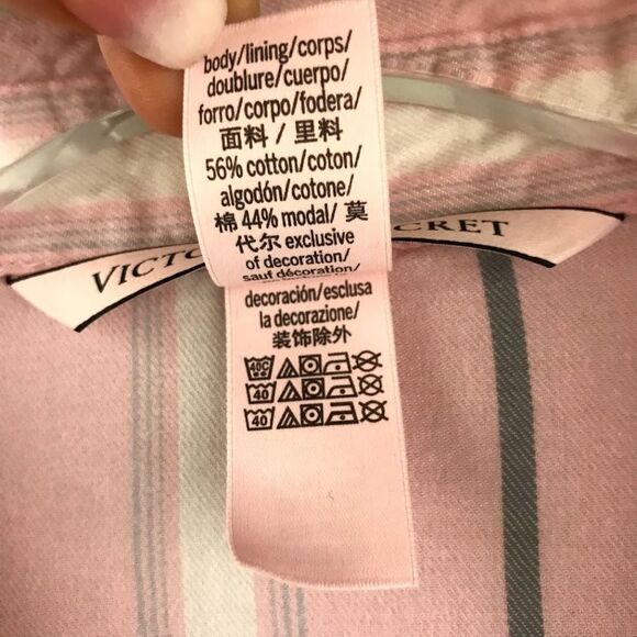 Victoria Secret Flannel Pajama Top Button Down - Picture 6 of 6